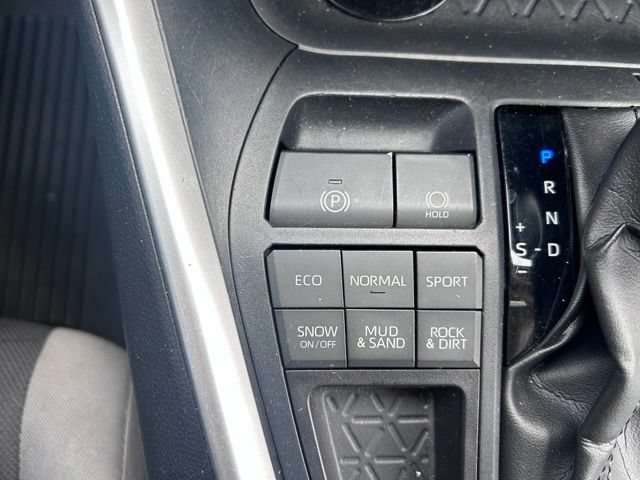 Used 2019 Toyota RAV4 XLE AWD/4WD image 36