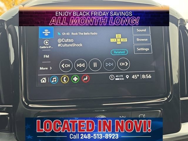 Used 2023 Chevrolet Traverse LT image 18