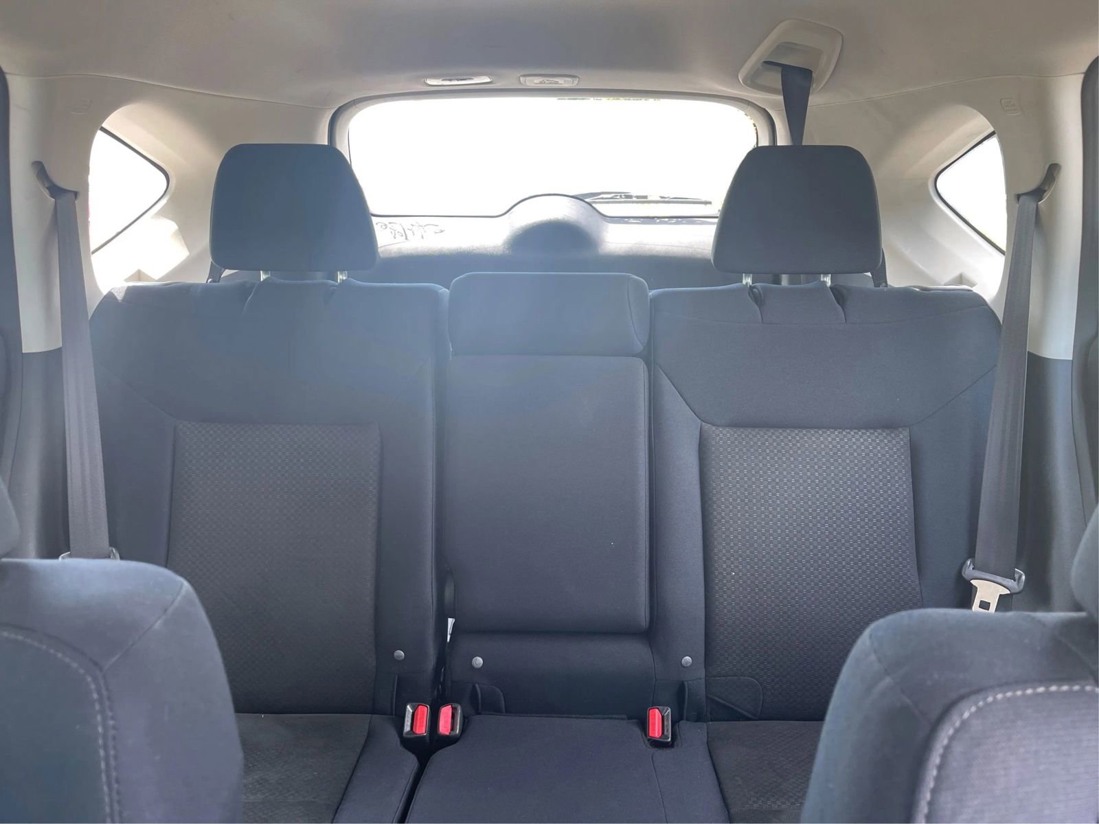Used 2015 Honda CR-V LX image 10