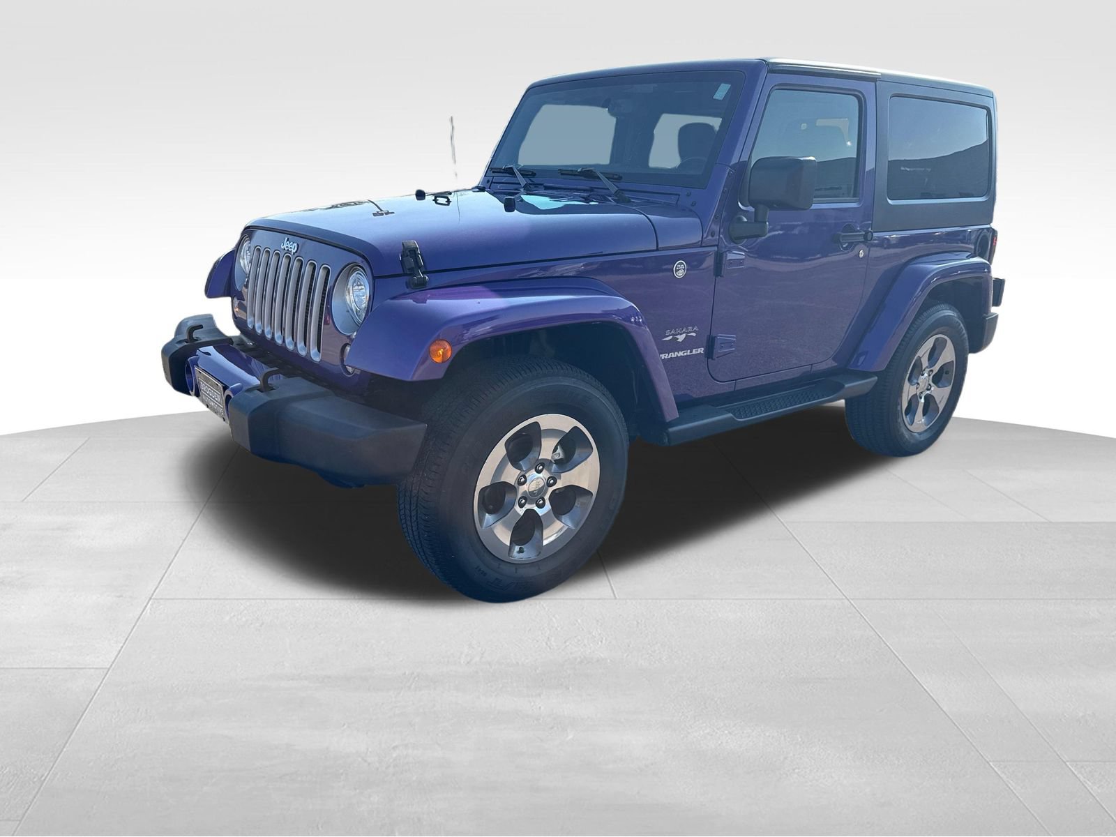 Used 2017 Jeep Wrangler Sahara w/ Connectivity Group AWD/4WD image 11