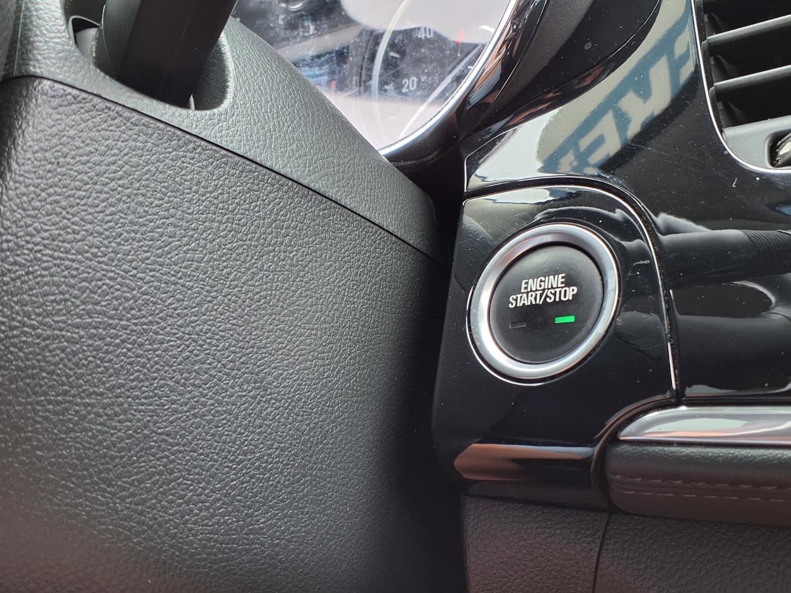 Used 2020 Buick Encore Preferred FWD image 16