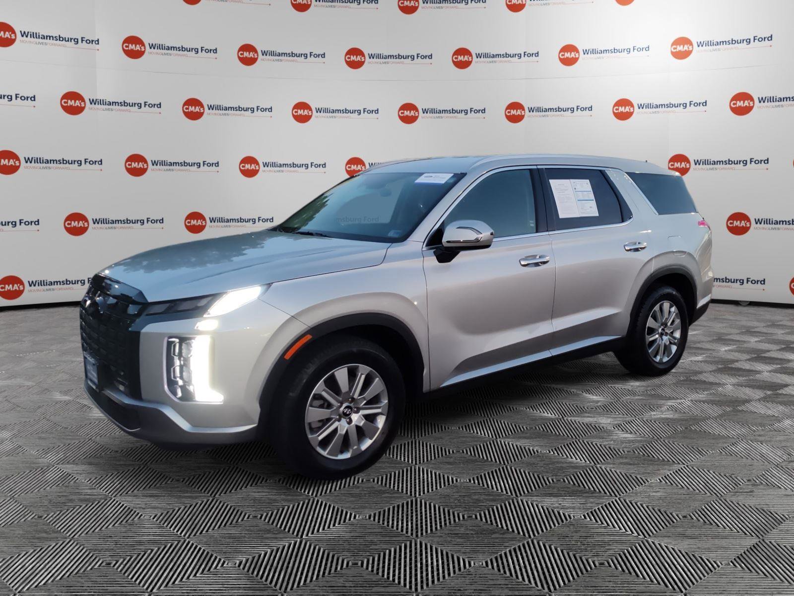 Used 2024 Hyundai Palisade SEL FWD image 1