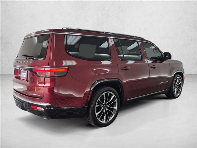 Used 2022 Jeep Wagoneer Series III w/ Premium Group I AWD/4WD image 5