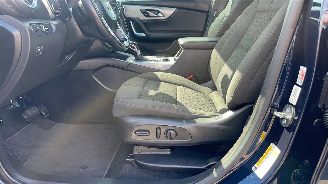 Used 2020 Chevrolet Blazer LT image 21