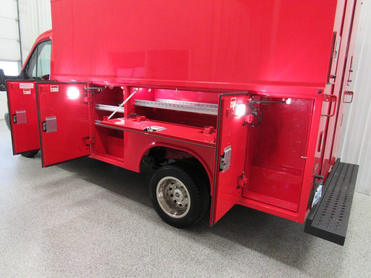 Used 2018 Ford Transit 350 138 DRW w/ Interior Upgrade Package image 21