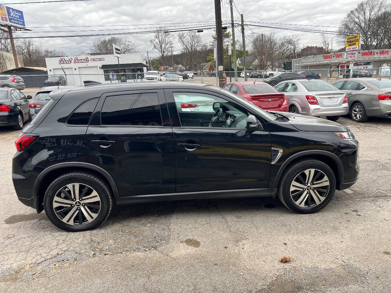 Used 2021 Mitsubishi Outlander Sport SE image 6