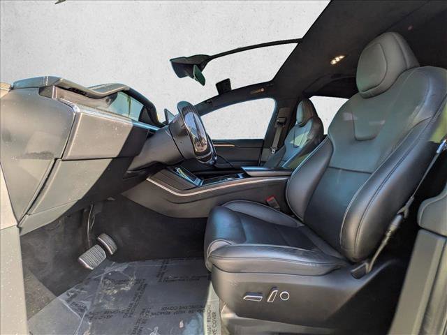 Used 2022 Tesla Model X Plaid image 16