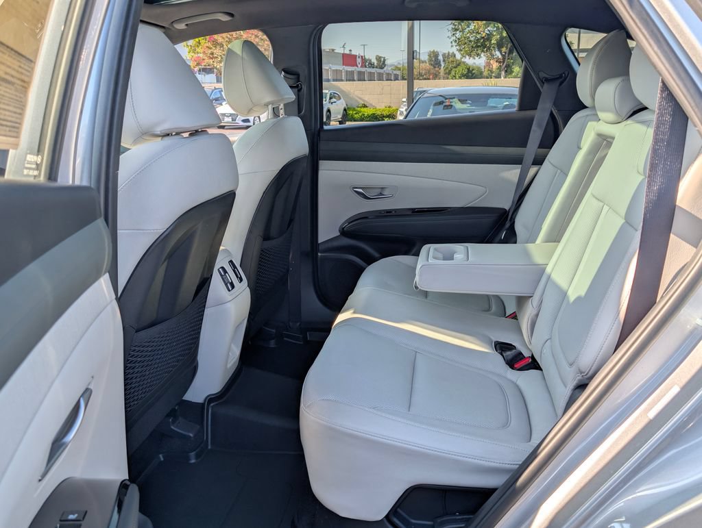 Used 2025 Hyundai Tucson Limited AWD/4WD image 14