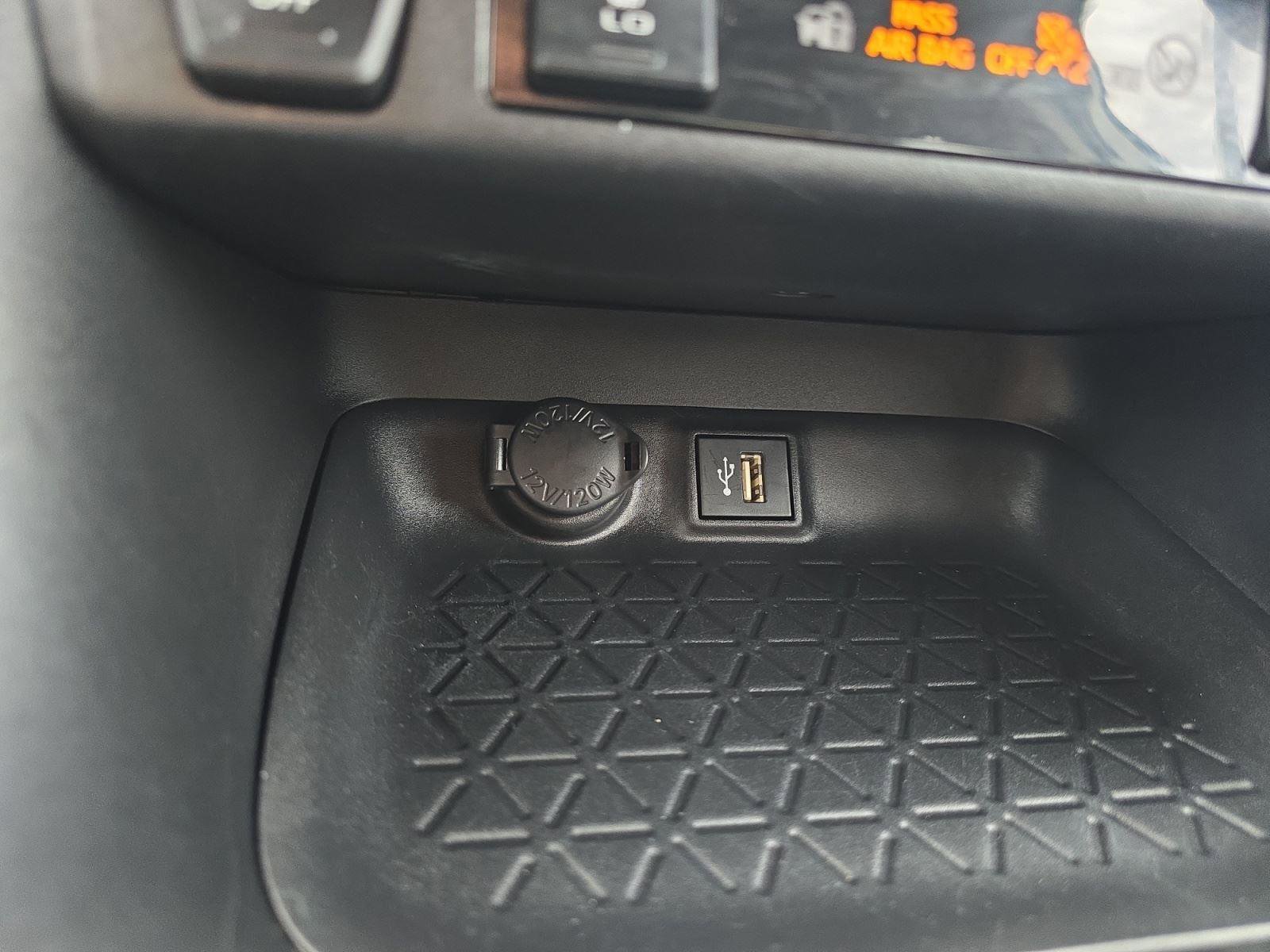 Used 2023 Toyota RAV4 XLE w/ Convenience Package image 23