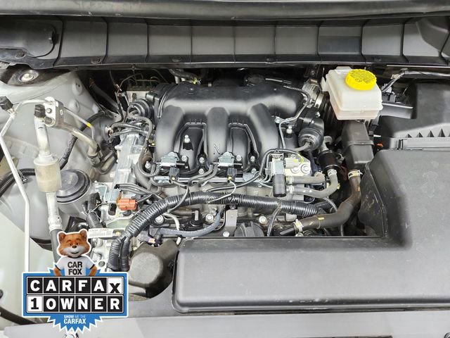 Used 2025 Nissan Pathfinder SV image 17