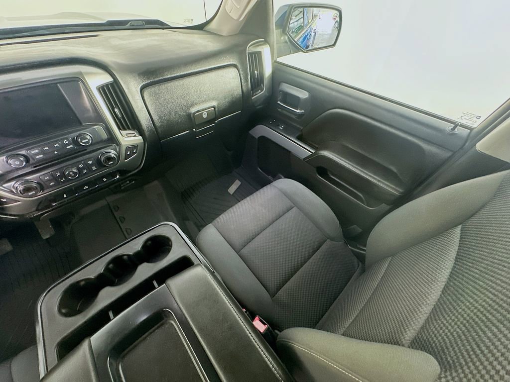 Used 2018 Chevrolet Silverado 1500 LT w/ All Star Edition AWD/4WD image 11