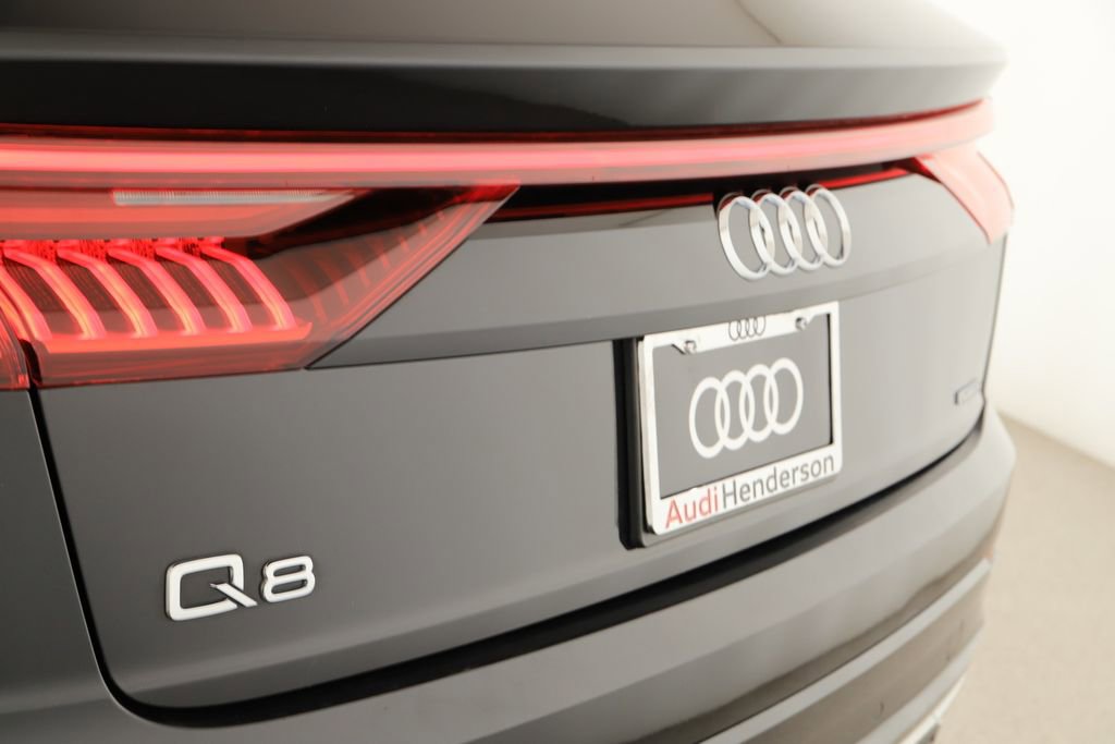 Used 2022 Audi Q8 Premium Plus image 31