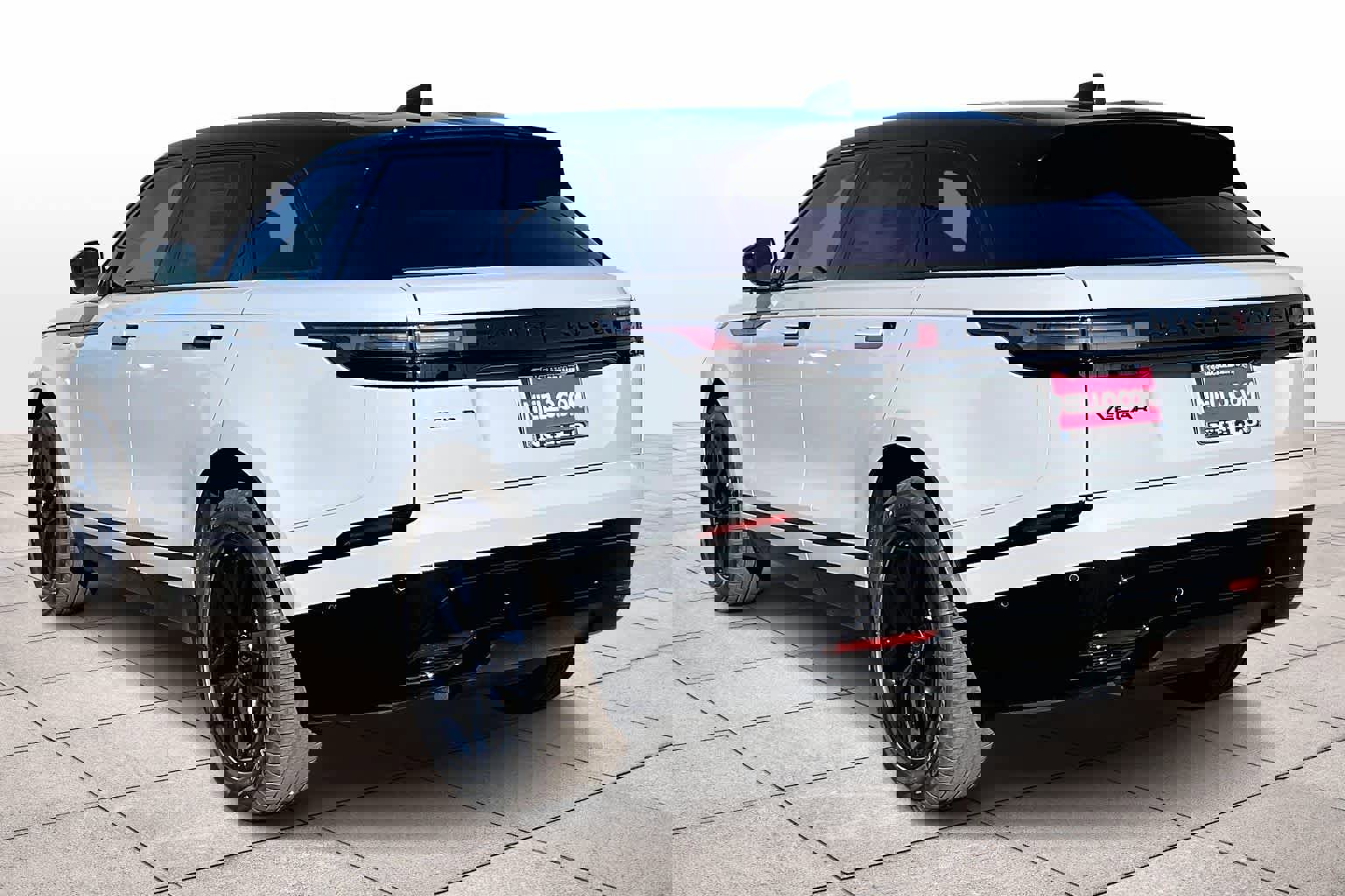 New 2026 Land Rover Range Rover Velar Dynamic SE image 3