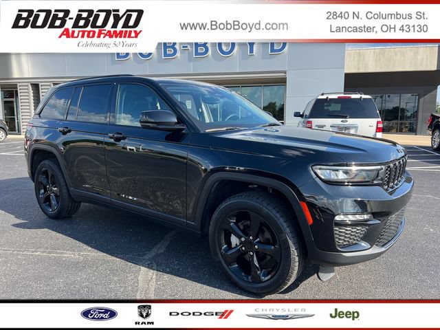 Used 2023 Jeep Grand Cherokee Limited w/ Black Appearance Package