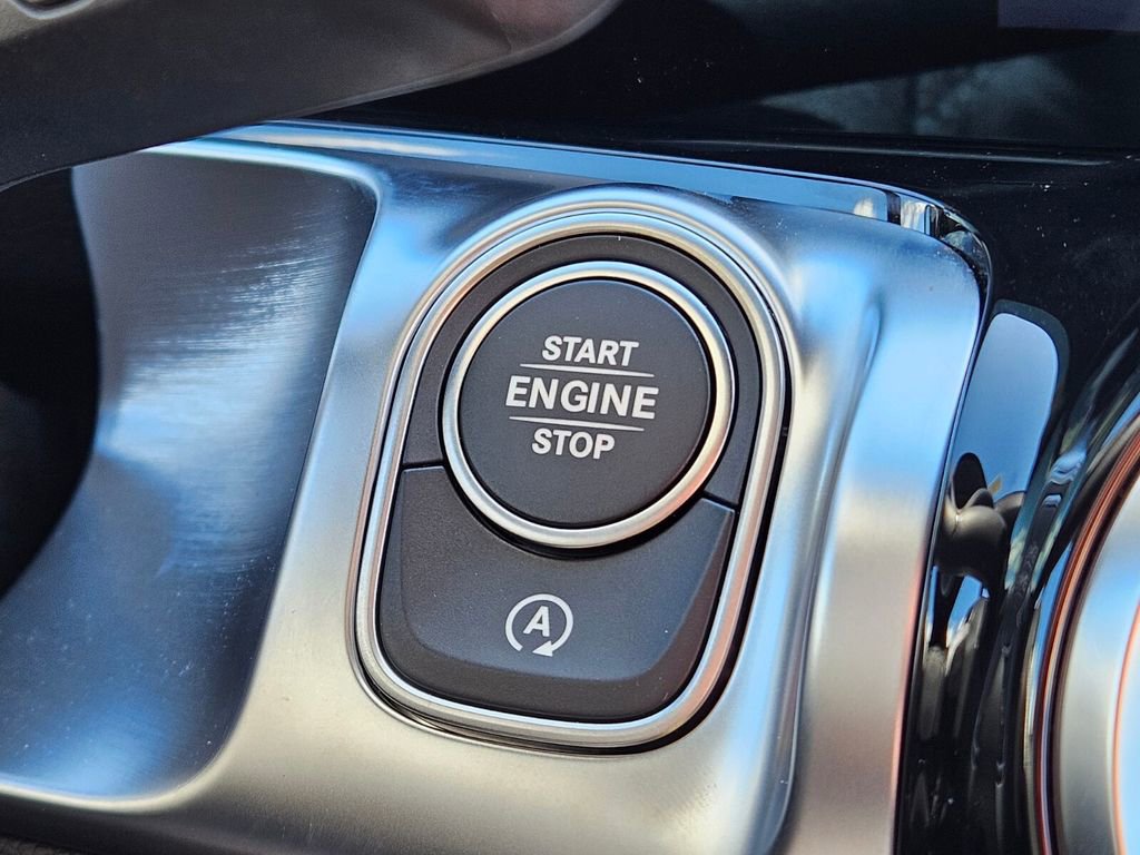 New 2026 Mercedes-Benz GLB 250 4MATIC image 23
