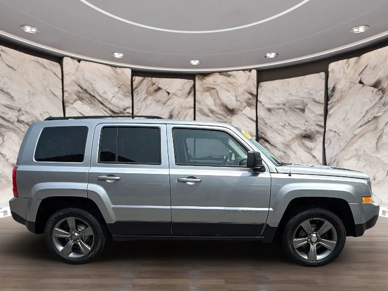 Used 2017 Jeep Patriot Sport w/ Power Value Group AWD/4WD image 8