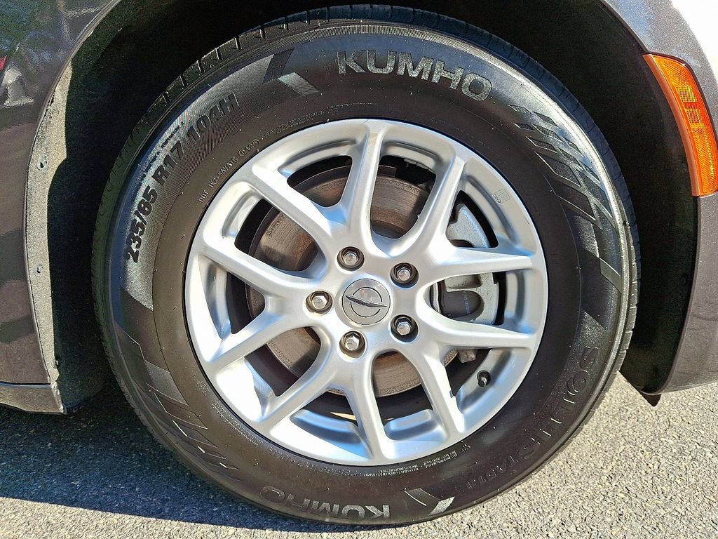 Used 2023 Chrysler Pacifica Touring-L FWD image 8