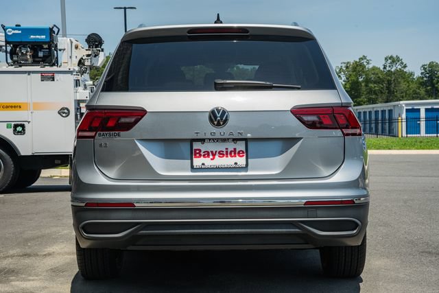 Used 2023 Volkswagen Tiguan SE FWD image 7