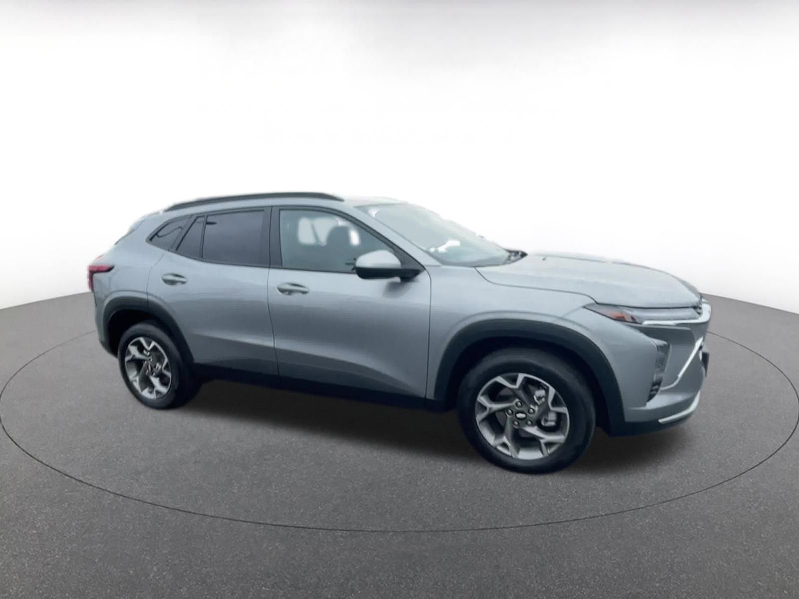 Used 2025 Chevrolet Trax LT video 2