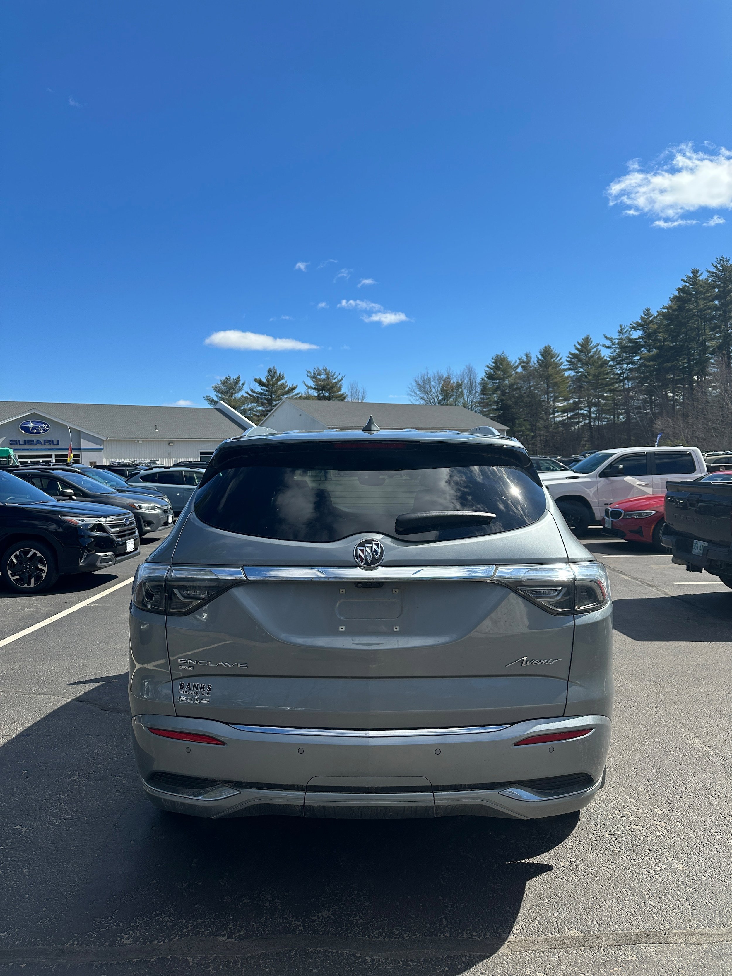 Used 2023 Buick Enclave Avenir w/ Avenir Technology Package image 6