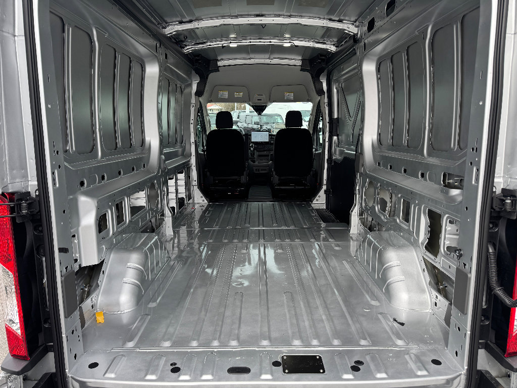 New 2026 Ford Transit 150 148 Medium Roof AWD image 17