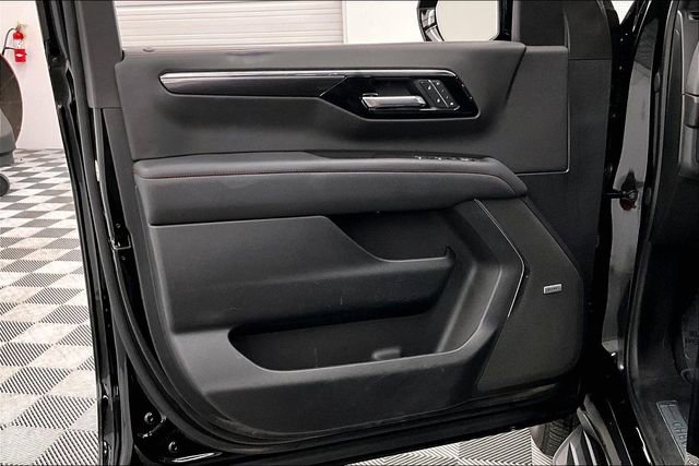 Used 2025 Chevrolet Tahoe RST w/ RST Capability Package image 19