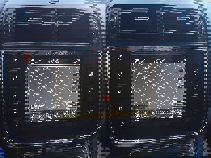 Used 2019 Lincoln Continental Select image 32