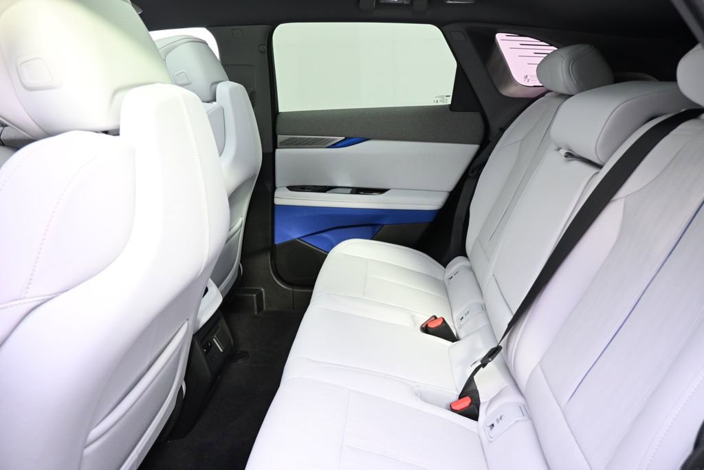 New 2026 Cadillac Optiq Luxury 2 AWD/4WD image 21