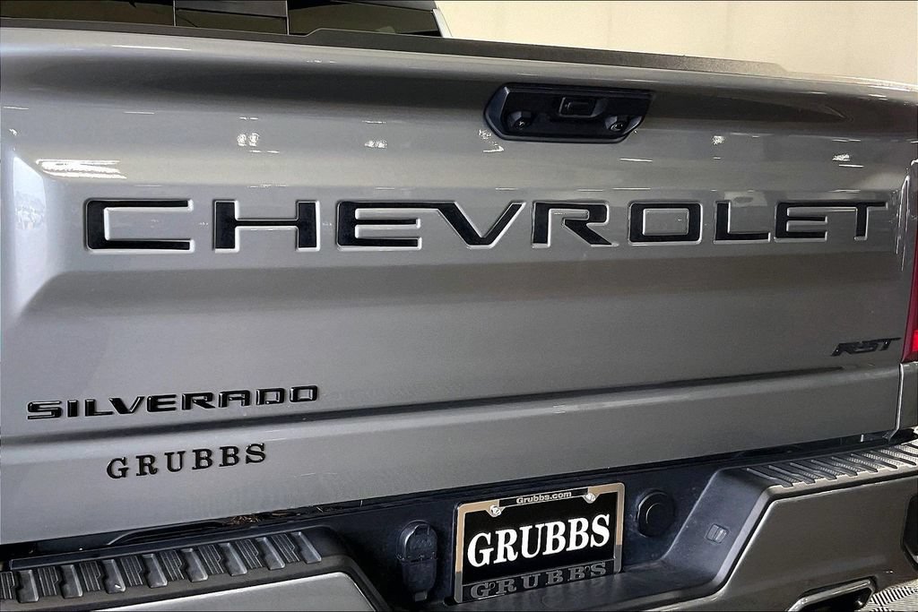 Used 2023 Chevrolet Silverado 1500 RST AWD/4WD image 40