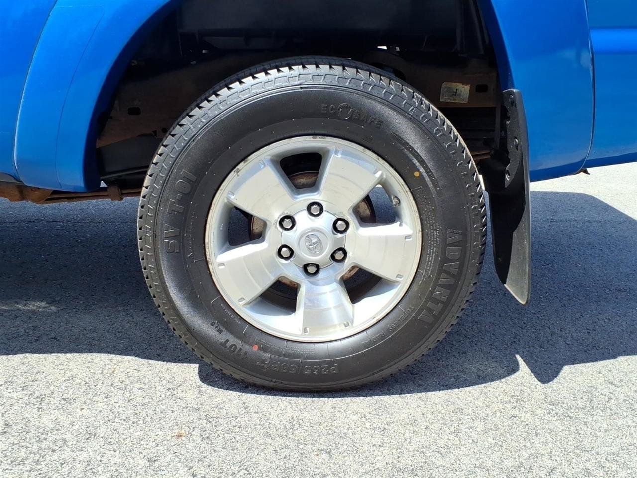 Used 2011 Toyota Tacoma 4x4 Access Cab V6 image 5