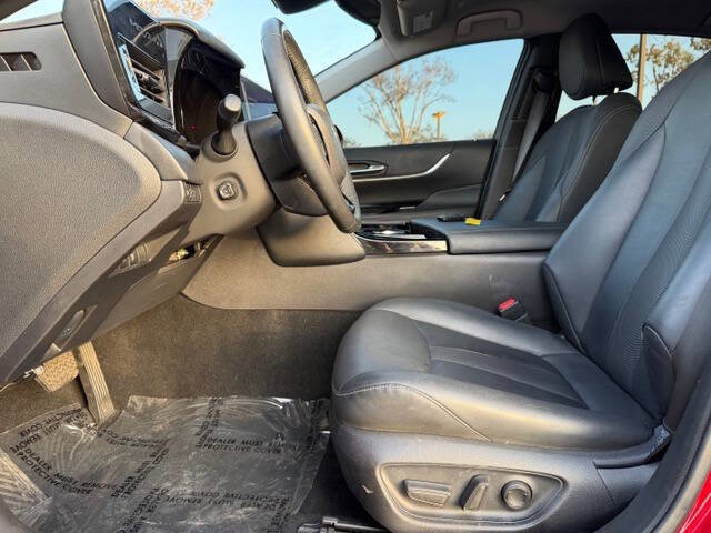 Used 2023 Toyota Mirai w/ Advanced Technology Package image 9