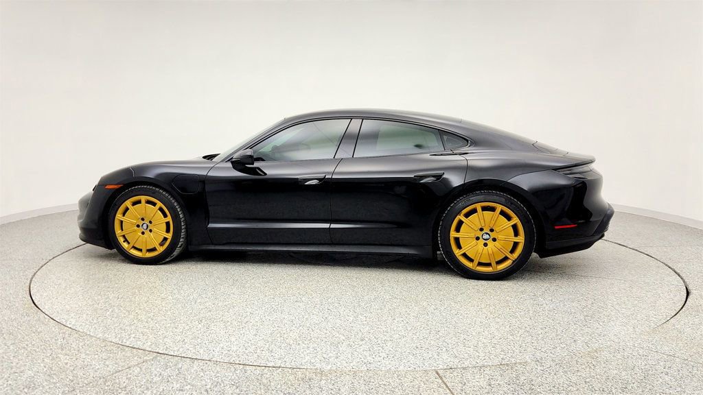 Used 2021 Porsche Taycan 4S image 8