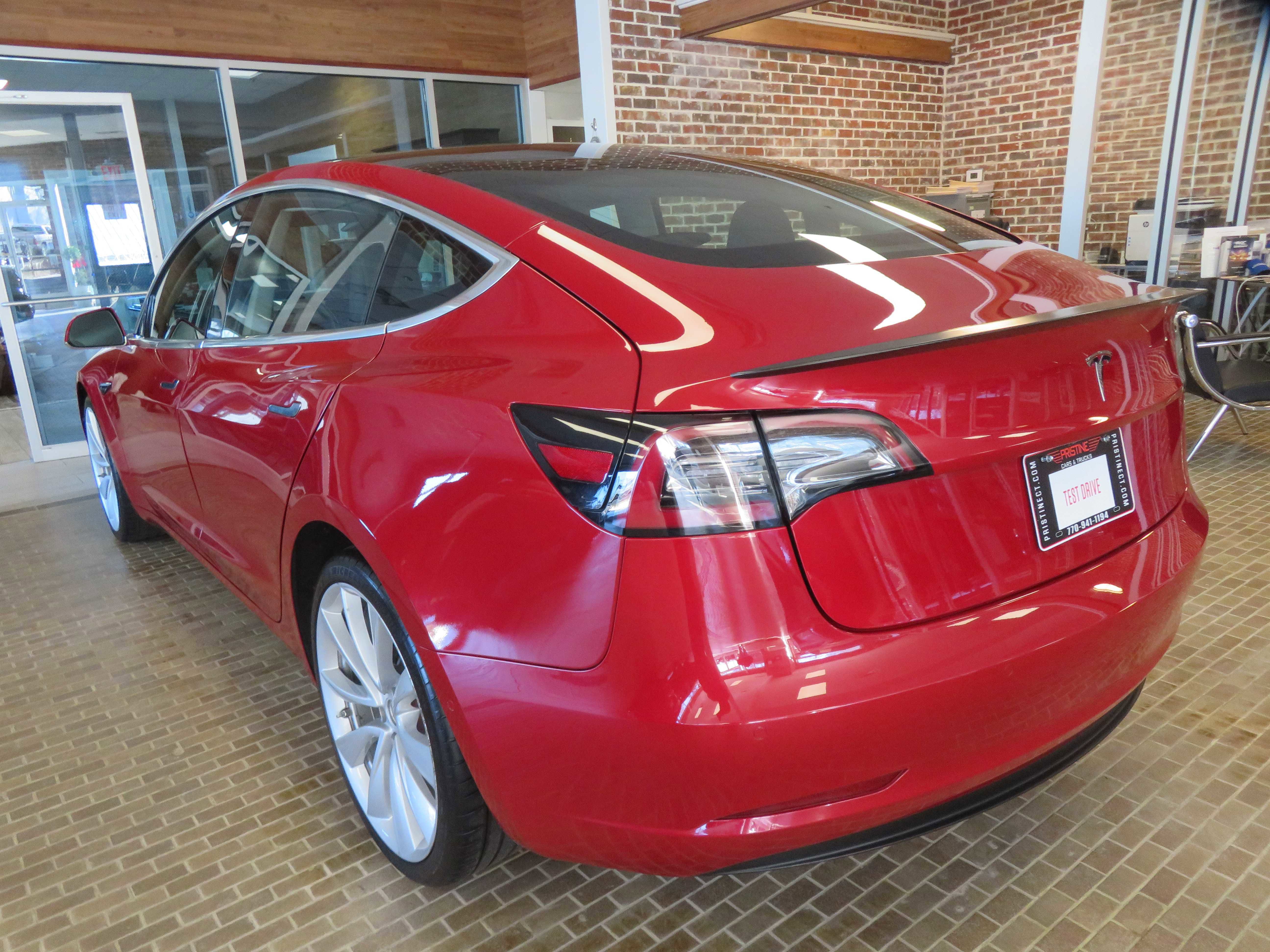 Used 2018 Tesla Model 3 Performance image 6