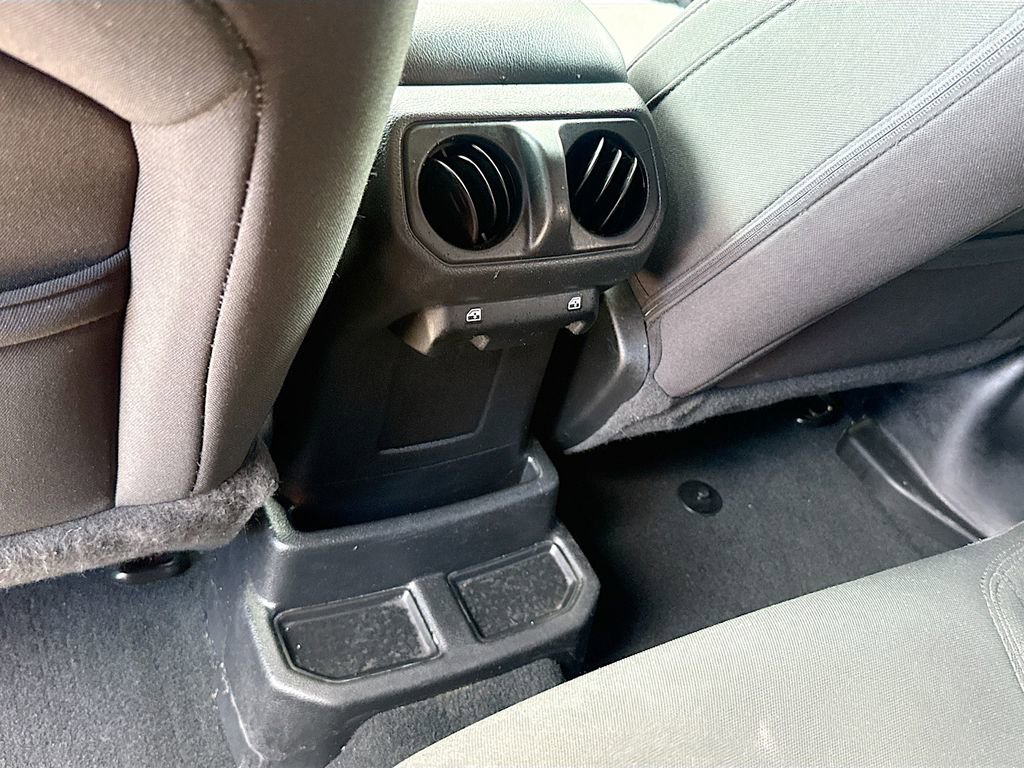 Used 2023 Jeep Wrangler Unlimited w/ 8.4" Radio Group image 28