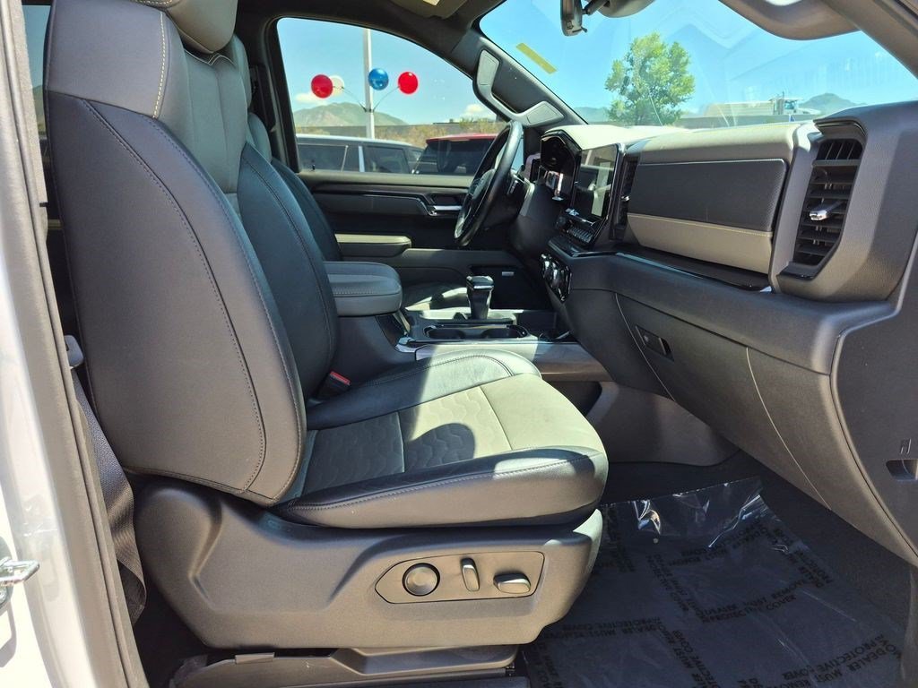 Certified 2023 Chevrolet Silverado 1500 ZR2 w/ Technology Package AWD/4WD image 30