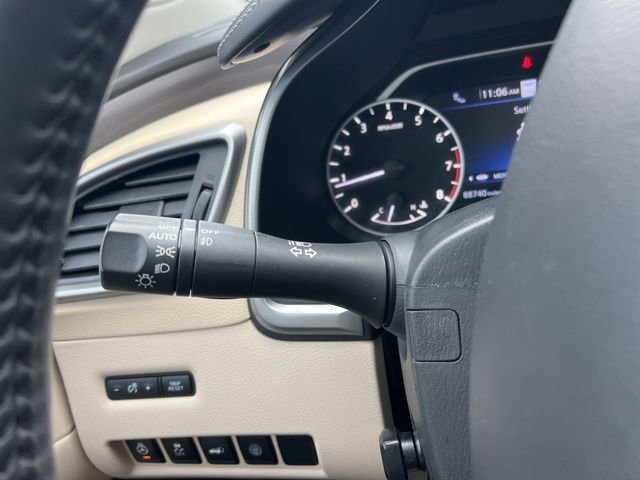 Used 2022 Nissan Murano Platinum w/ Cargo Package image 17