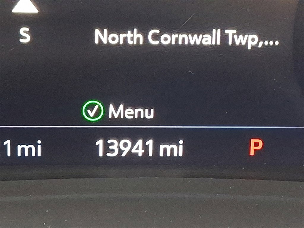 Used 2023 Buick Envision Avenir image 22