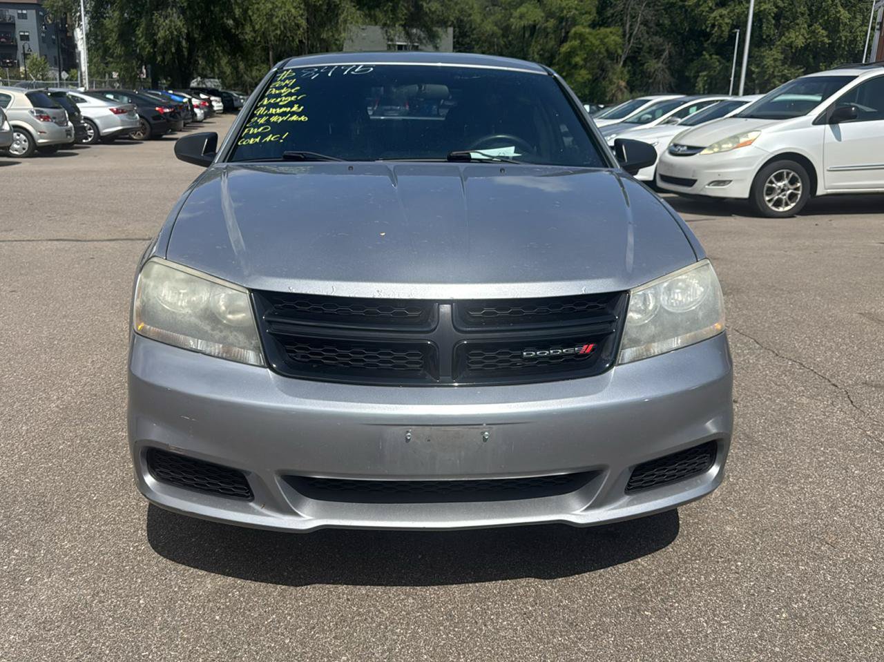 Used 2014 Dodge Avenger SE w/ Blacktop Package FWD image 2