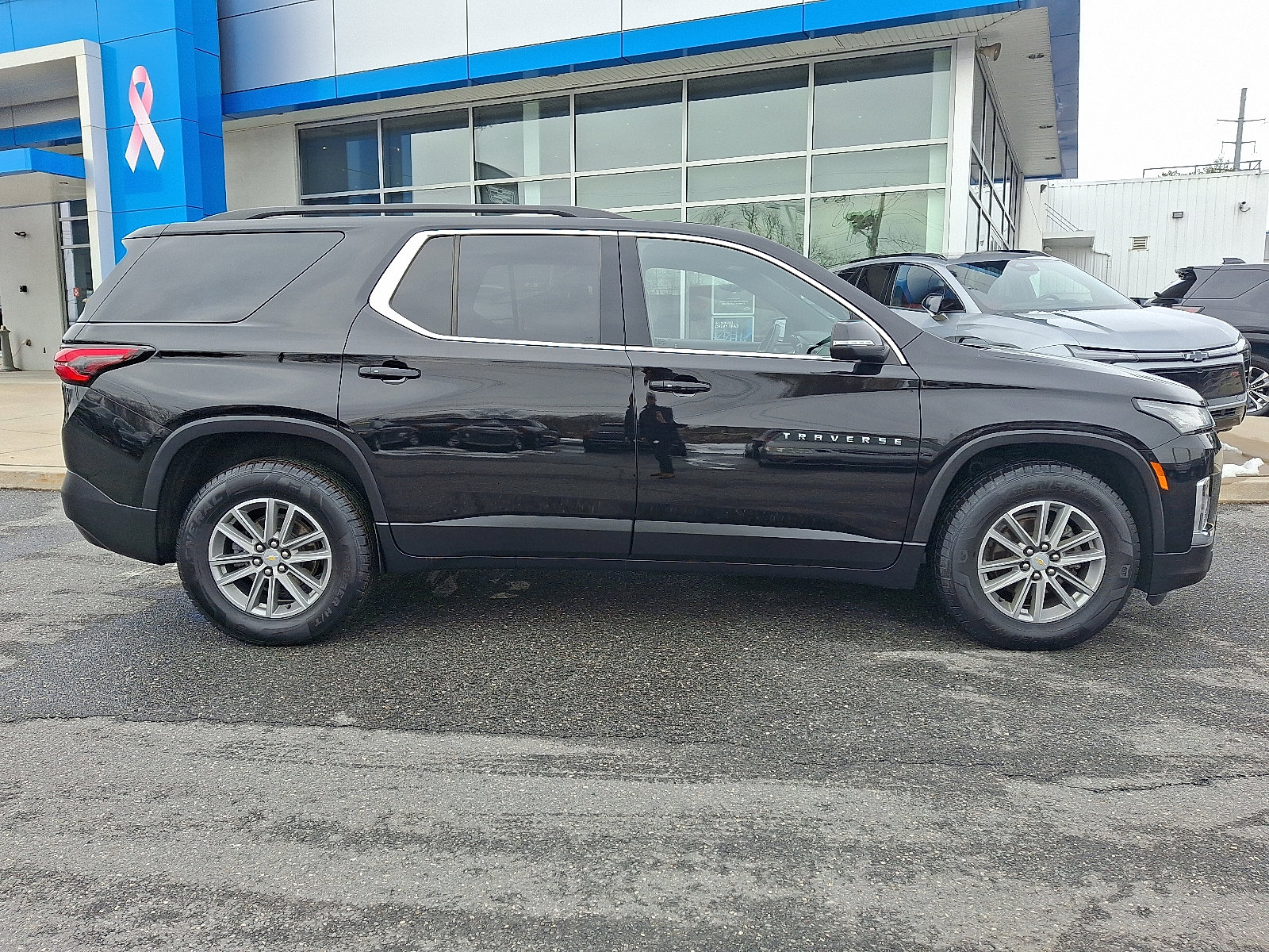 Certified 2023 Chevrolet Traverse LT image 8