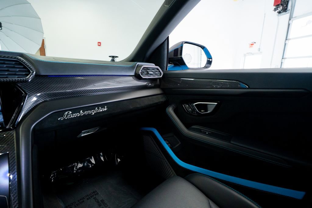 Used 2023 Lamborghini Urus Performante image 59