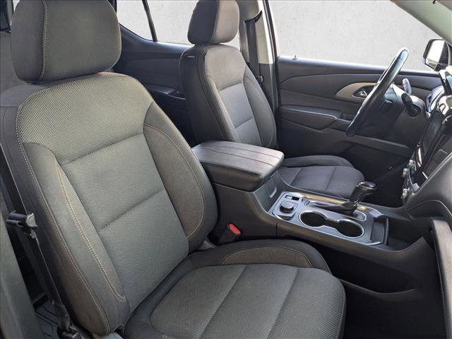 Used 2020 Chevrolet Traverse LT FWD image 22