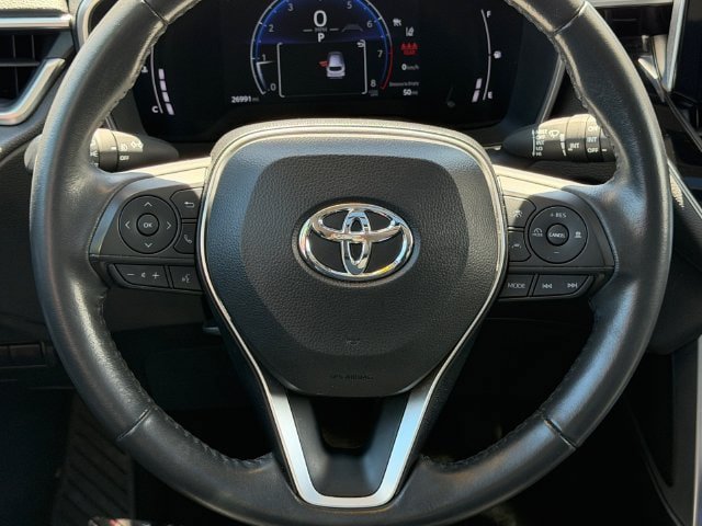 Used 2023 Toyota Corolla Cross XLE w/ Convenience Package AWD/4WD image 13