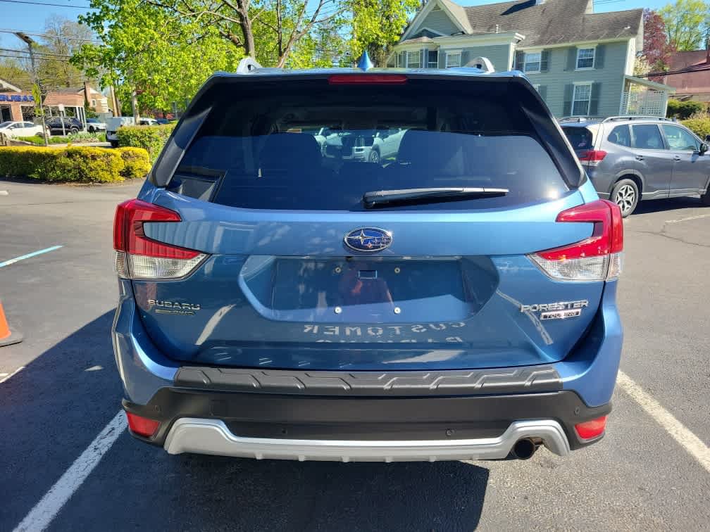 Used 2022 Subaru Forester Touring AWD/4WD image 4
