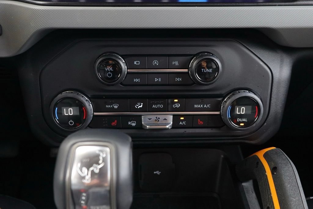 Used 2023 Ford Bronco Badlands AWD/4WD image 18