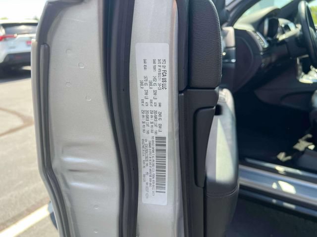 Used 2020 Jeep Grand Cherokee Limited AWD/4WD image 20