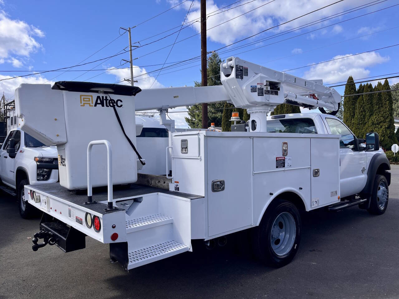 Used 2015 Ford F550 2WD Regular Cab Super Duty w/ Snow Plow Prep Package image 3