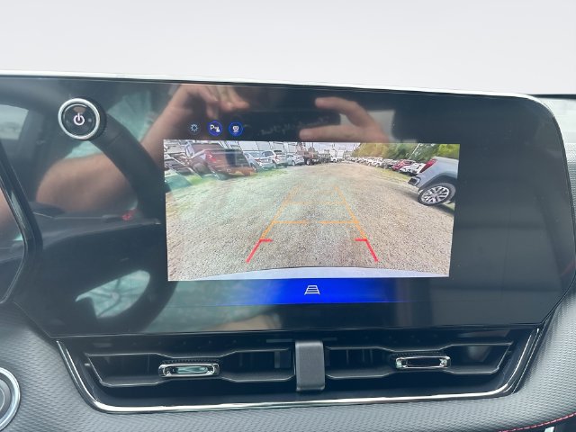 New 2027 Chevrolet Equinox RS w/ Convenience Package III FWD image 17