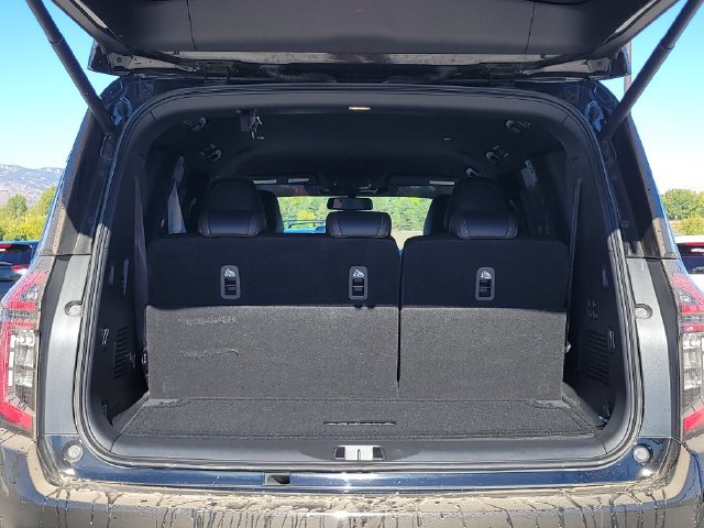 Used 2025 Nissan Armada SL w/ Captain's Chari Seat Package AWD/4WD image 11