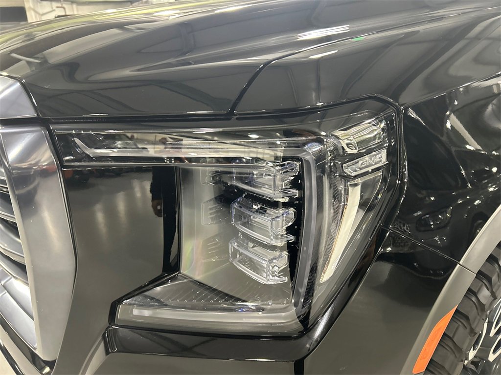 Used 2022 GMC Yukon AT4 w/ Max Trailering Package image 7