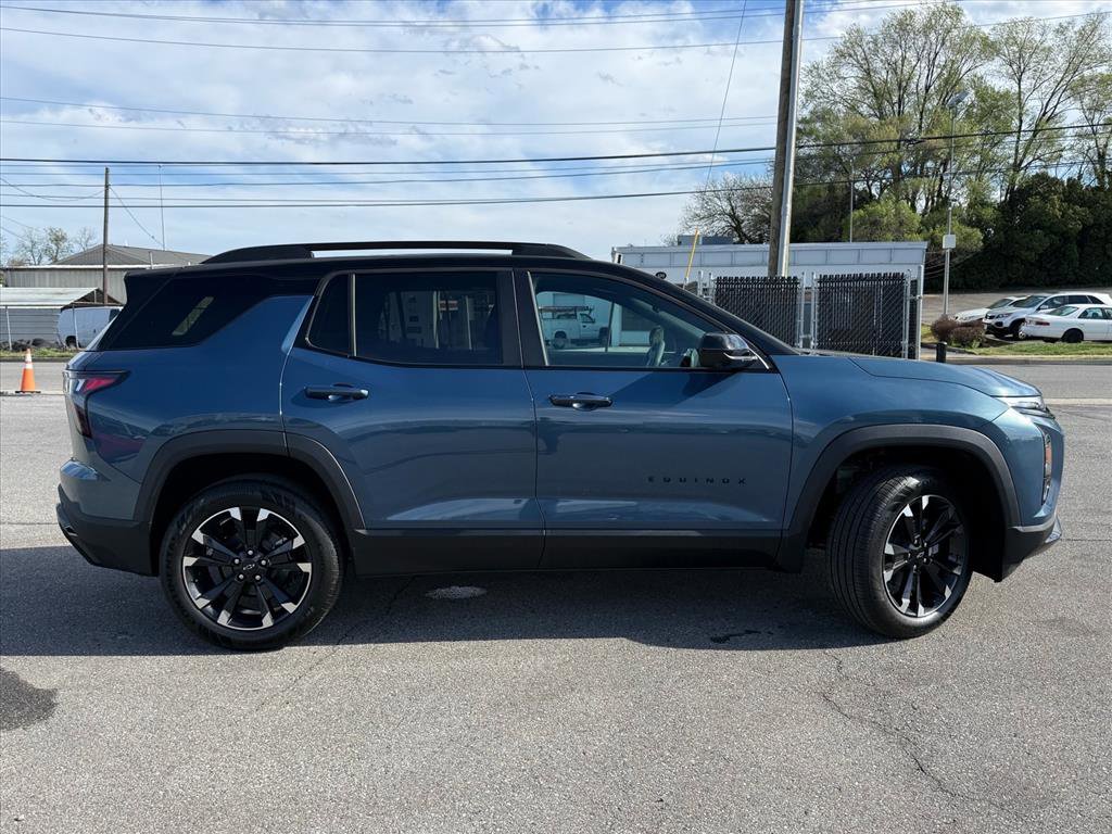 New 2026 Chevrolet Equinox RS w/ Convenience Package III image 3